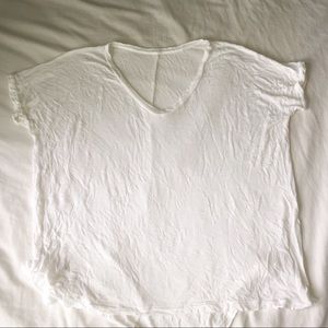 WHITE T-SHIRT